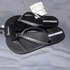 Ipanema Black Silver Geometric Strap Flip Flops Sandals Women US Size 9